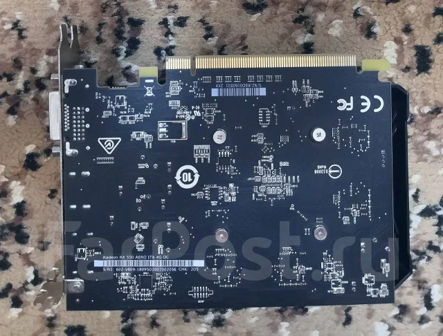 Radeon RX 550 ����