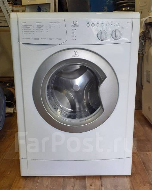 Узкая стиральная машина "Indesit" на 4кг. С Доставкой, б/у, в наличии ...