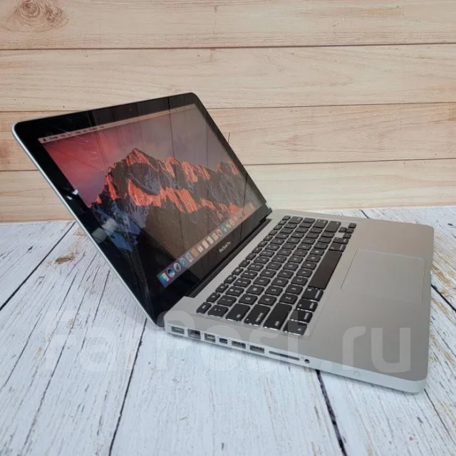 Apple MacBook Pro 15 2012 Mid MC976. 15", ��� 64 �� � ������, WiFi: 1, Bluetooth: 1, ����������� �� 9��. ����