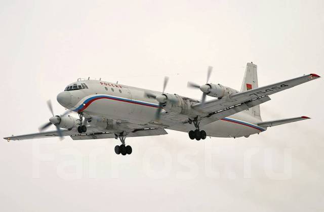 Сборная модель самолёта Ил-18 Вост Экспресс 1/144 + декаль гтк Россия ...