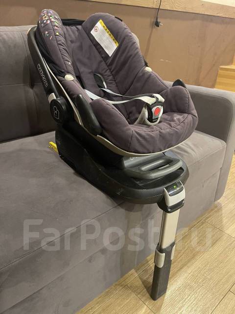 Продаются два автокресла и база для коляски фирмы Maxi Cosi в Новосибирске