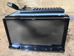 Clarion NX702 ����