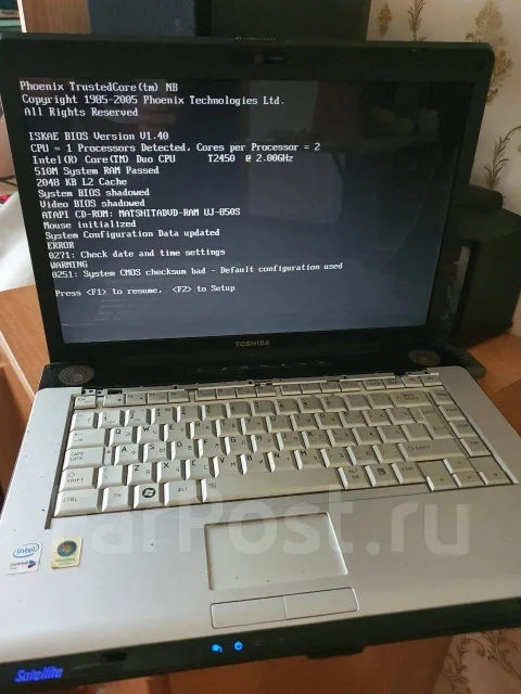Toshiba Satellite A200. 15.4", 2����, WiFi: 1, Bluetooth: 1 ����
