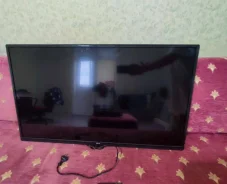 Hisense 55K321UW. LCD (��) ����