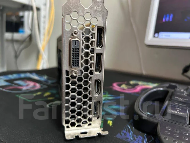 GeForce GTX 1060 ����
