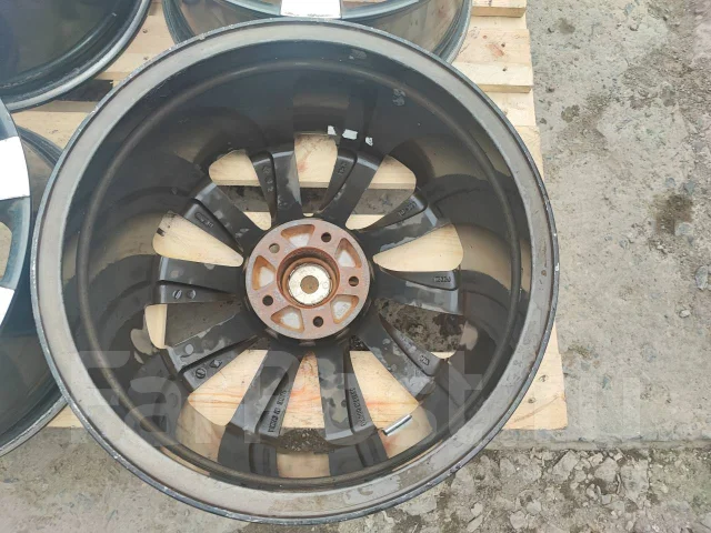Anevias. 8.0x18", 5x114.3, ET45, �� 73���. ����