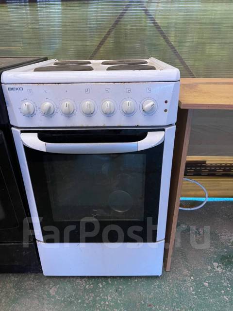 Продам электроплиту с духовкой, б/у, в наличии. Цена: 1 500₽ во ...