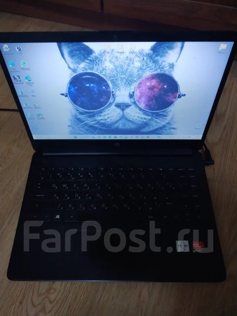 HP 14s. 2,3����, ��� 4 ��, ���� 256���, WiFi: 1, Bluetooth: 1, ����������� �� 12��. ����