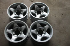 Bridgestone NR-595. 8.0x16", 6x139.7, ET0 ����