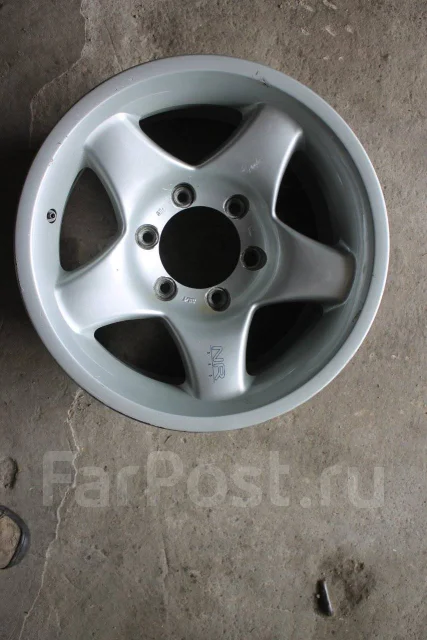 Bridgestone NR-595. 8.0x16", 6x139.7, ET0 ����