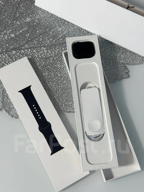 Apple Watch Series 8. GPS ����
