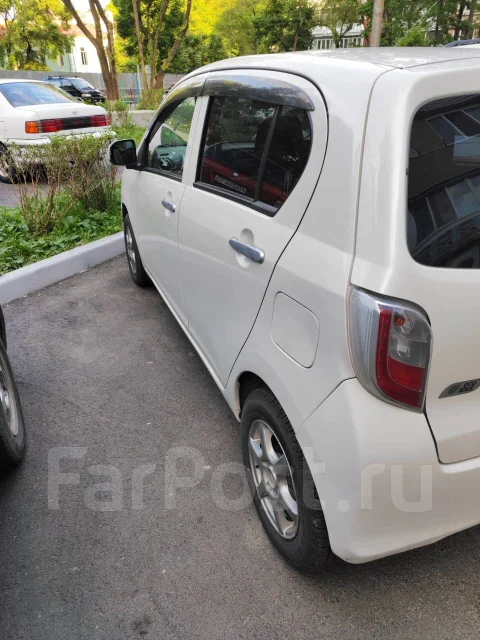 Daihatsu Mira e:S. ��������, ��������, 0.7 (52��.�.), ������, 172����. �� ����