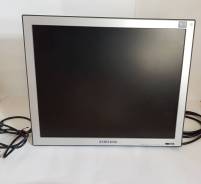 Samsung. 17" ����