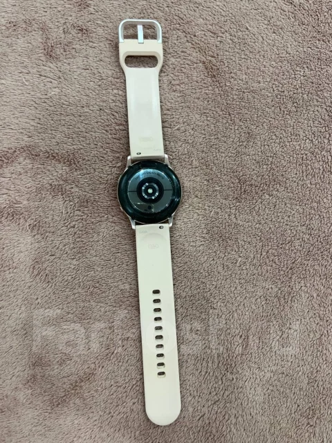 Samsung Galaxy Watch Active2 ����