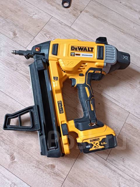 Аккумуляторный монтажный пистолет по бетону DeWalt DCN890N, б/у, в ...