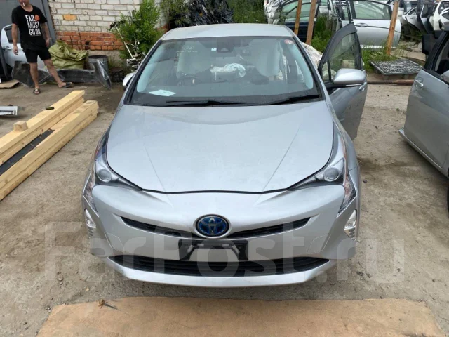 Toyota Prius. ZVW55, 2ZRFXE ����