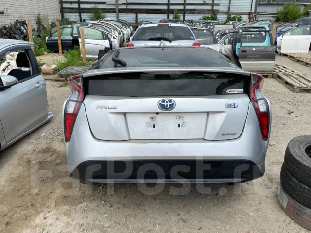Toyota Prius. ZVW55, 2ZRFXE ����