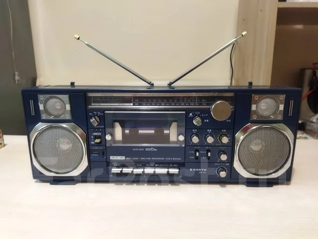 Магнитола Sanyo MR-V8, б/у, в наличии. Цена: 21 000₽ во Владивостоке