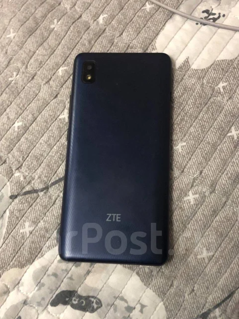 ZTE Blade L210. �/�, ������, 3G ����