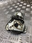   Lada 2107 1982-2012 21056104020,  21056104020 