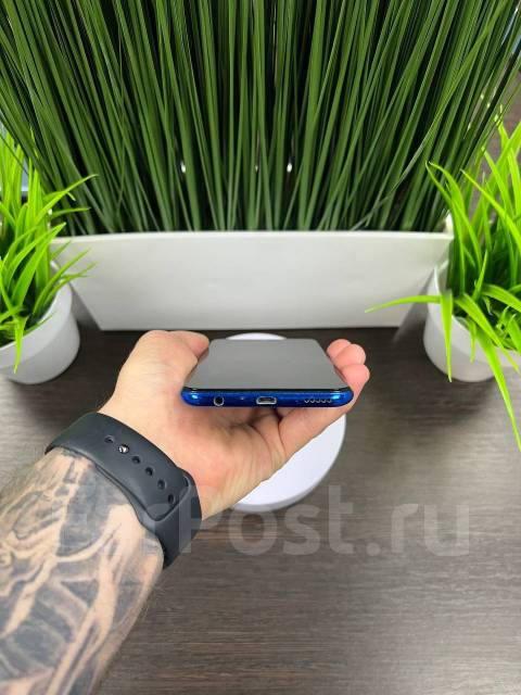 Honor 10i 4/128Gb Blue в хорошем состоянии, 6.21", моноблок, синий, 3G ...