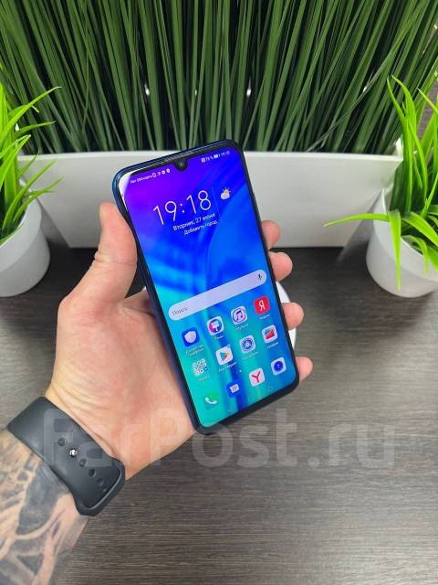 Honor 10i 4/128Gb Blue в хорошем состоянии, 6.21", моноблок, синий, 3G ...