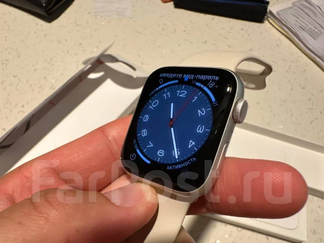 Apple Watch SE. GPS, NFC, IP67, IP68 ����
