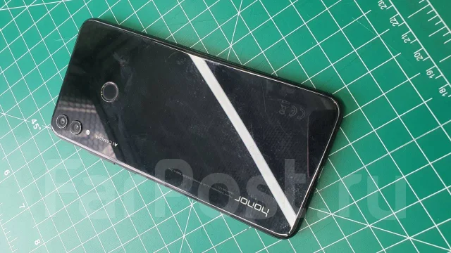 Honor 8X. �/�, 64 ��, ������, 3G, 4G LTE, Dual-SIM, NFC ����