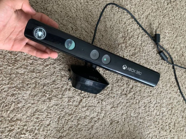 Microsoft Xbox 360 E ����