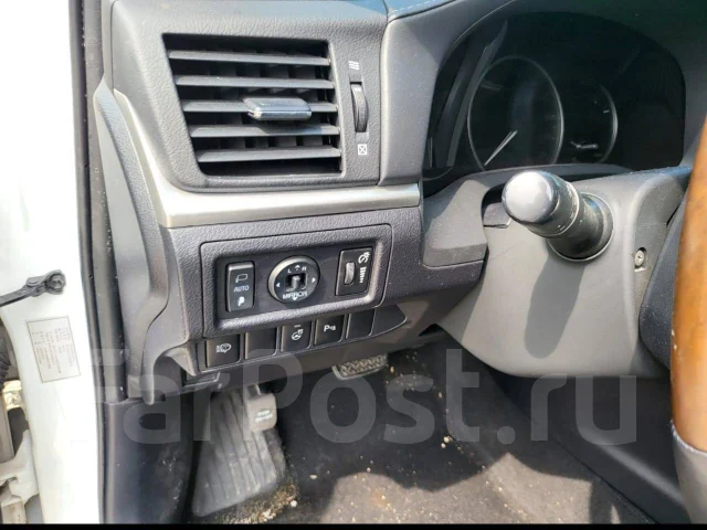 Lexus CT200h. JTHKD5BH4B2013630, 2ZRFXE ����