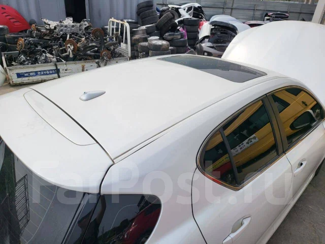 Lexus CT200h. JTHKD5BH4B2013630, 2ZRFXE ����