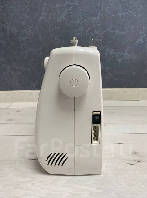 Японская швейная машинка Brother SL-7, б/у, в наличии. Цена: 6 400₽ во ...
