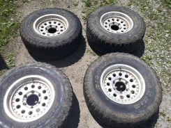 4x4 Engineering. 8.0x15", ET10 ����
