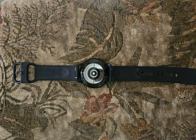 Samsung Galaxy Watch Active2 ����