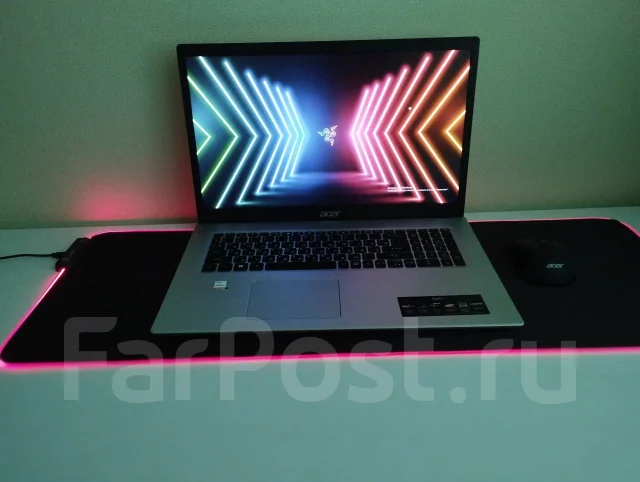 Acer. 15.6", 840����, ��� 8 ��, ���� 1 000���, WiFi: 1, Bluetooth: 1, ����������� �� 6��. ����