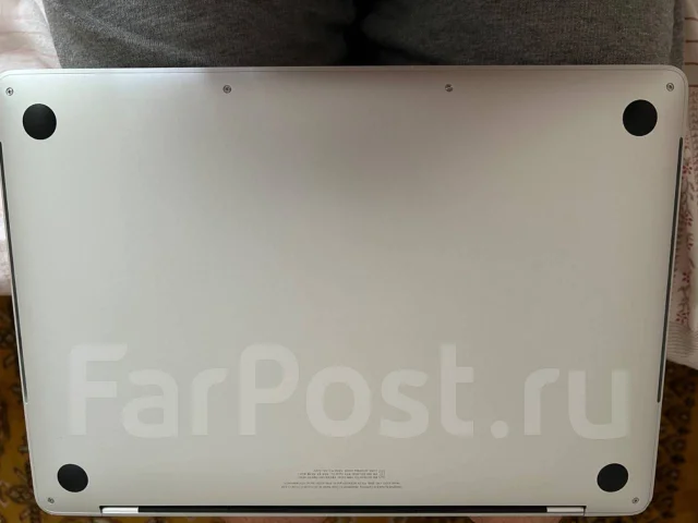 Apple MacBook 13. 13.3", 2����, ��� 16 ��, ���� 500���, WiFi: 1, Bluetooth: 1 ����