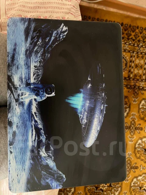 Apple MacBook 13. 13.3", 2����, ��� 16 ��, ���� 500���, WiFi: 1, Bluetooth: 1 ����