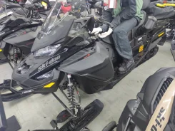 BRP Ski-Doo Expedition SE. ��������, ��, ��� ������� ����