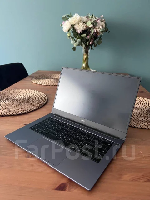 Huawei MateBook D 14. 14", ��� 8 ��, WiFi: 1, Bluetooth: 1, ����������� �� 14��. ����