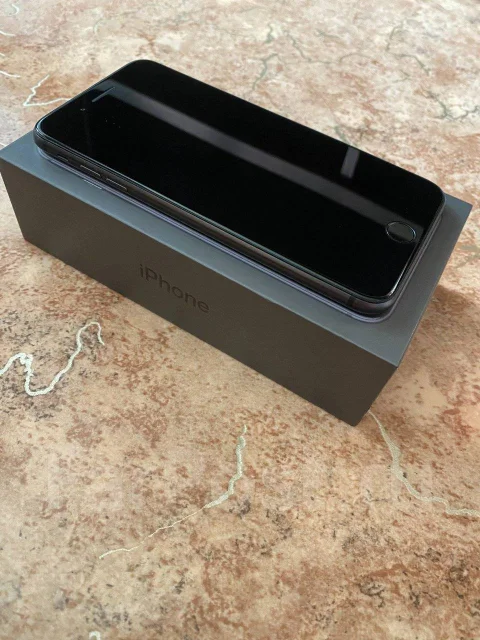 Apple iPhone 8 Plus. �/�, 256 ��, ����� ����