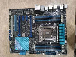 LGA2011 ����