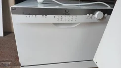 Indesit ����
