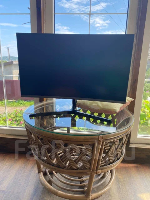 Samsung. 27", ���������� �� (LCD, LED, QLED) ����