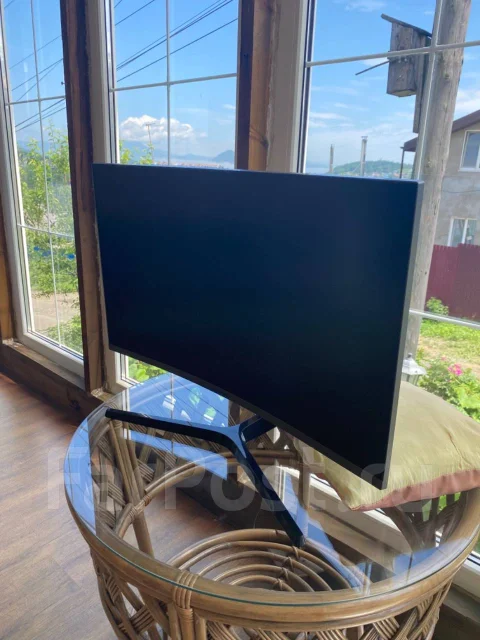 Samsung. 27", ���������� �� (LCD, LED, QLED) ����