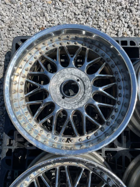 Riverside. 8.0x16", 5x114.3, ET1, �� 72���. ����