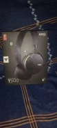 AKG Y500 ����