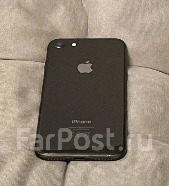 Apple iPhone 8. �/�, 64 ��, ������, 4G LTE ����