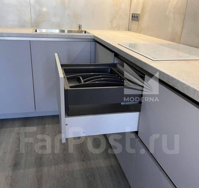 Встроенная мебель на заказ Кухни, Шкафы - купе Модерна во Владивостоке