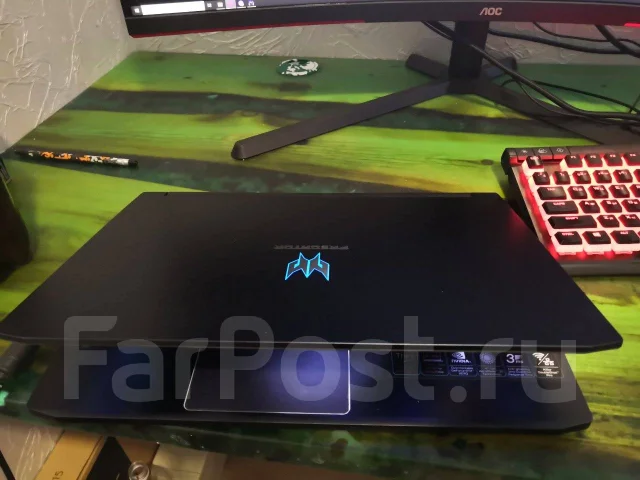 Acer Predator Triton 500. 15.6", 2,2����, ��� 16 ��, ���� 500���, WiFi: 1, Bluetooth: 1, ����������� �� 5��. ����