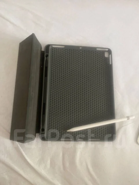 Apple iPad Pro 10.5. 10.5 ������, ������ 256 �� ����